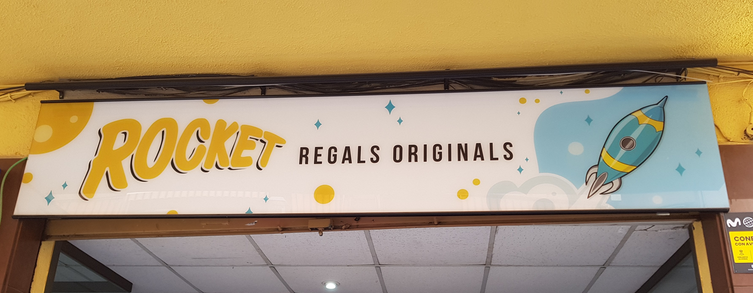 Imatge tenda roba1